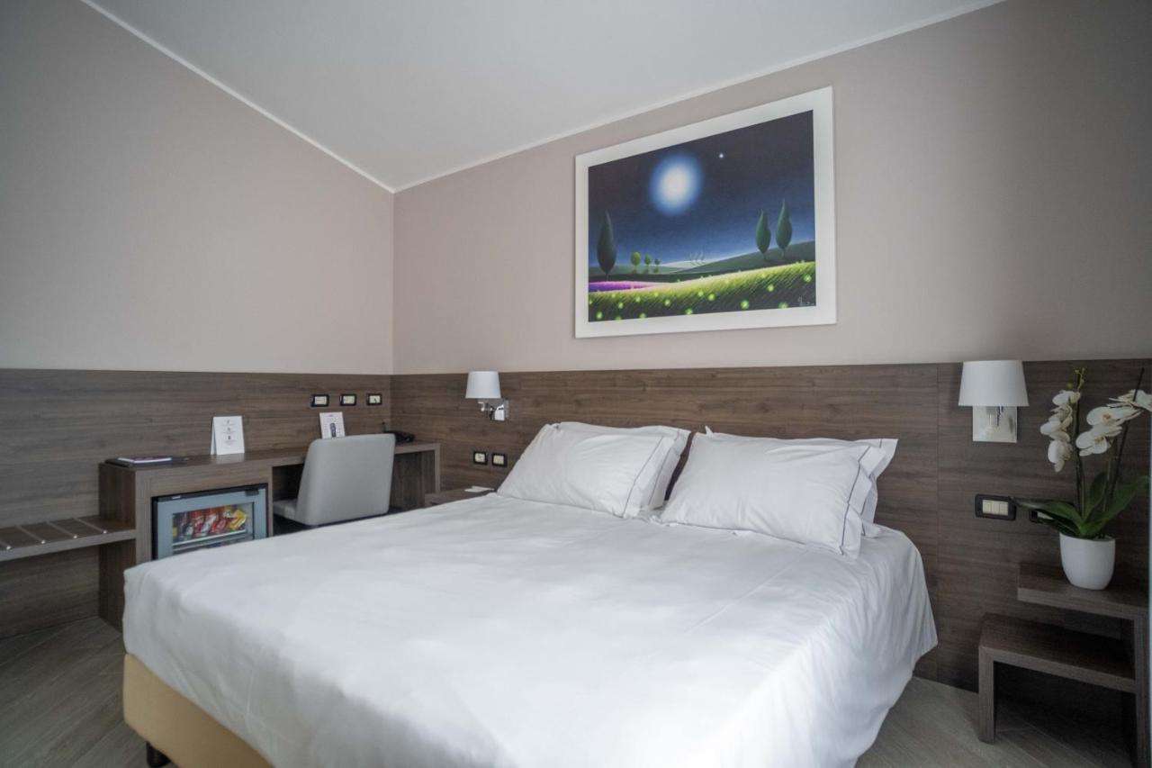 Hotel Guerro Castelvetro di Modena Bagian luar foto