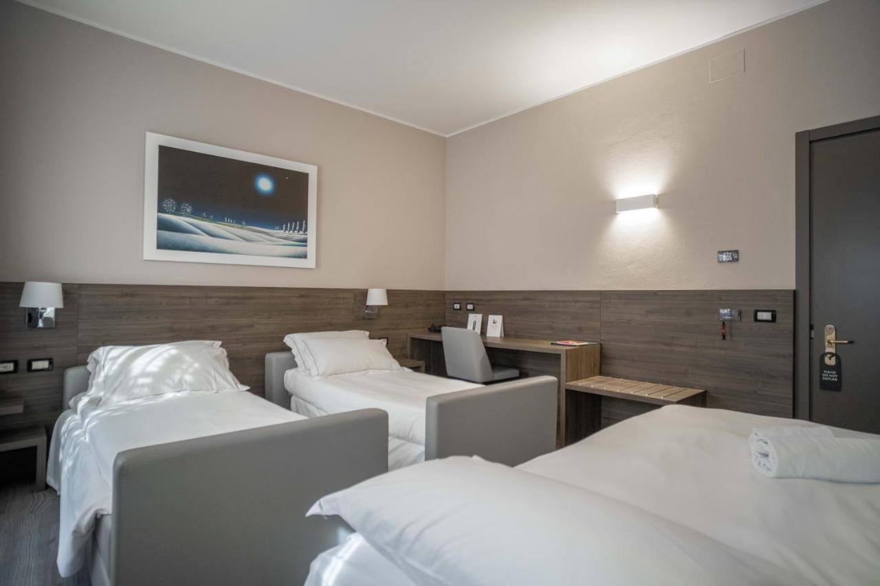 Hotel Guerro Castelvetro di Modena Bagian luar foto