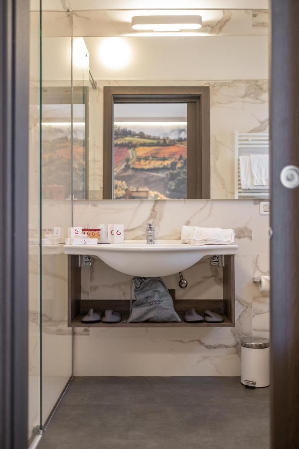 Hotel Guerro Castelvetro di Modena Bagian luar foto